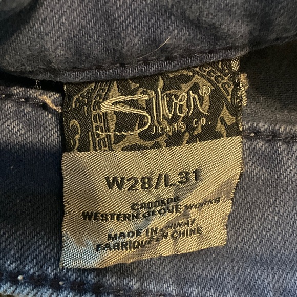 Silver Jeans Suki Flap Skinny | Rhinestone Embellishment | W28 L31 Curvy - Picture 2 of 7